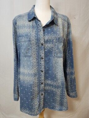 Women's Mossimo Supply Co. Boyfriend Fit Blue Printed Denim Button-Down Shirt
